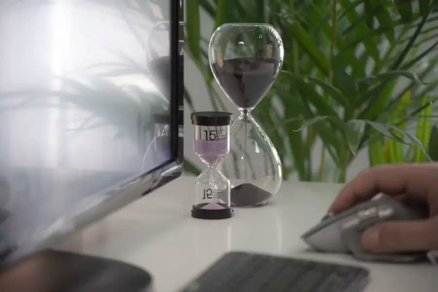 Nouvelle loi sur l'enregistrement du temps de travail – tout ce que les PME doivent savoir 2024→