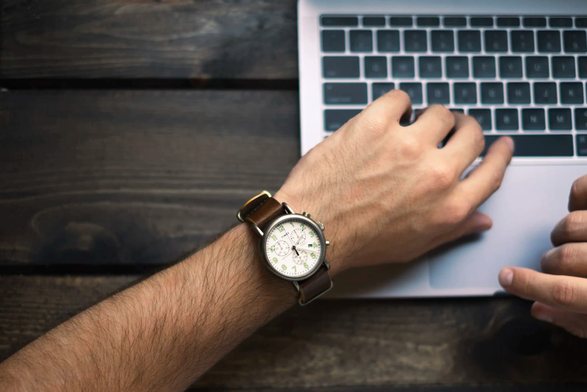 Enregistrement du temps : 5 étapes pour un enregistrement du temps de travail facile